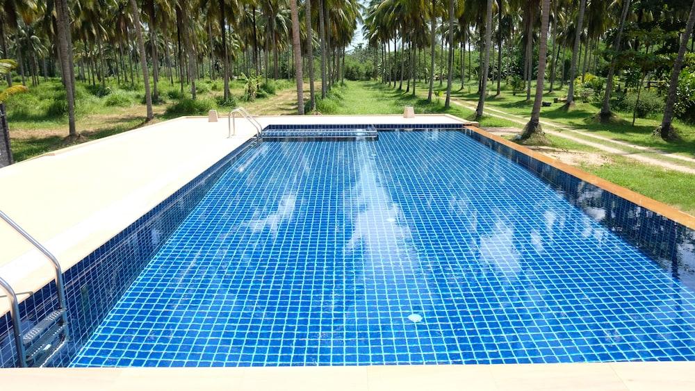 Готель Khao Lak Golden Coconut Екстер'єр фото